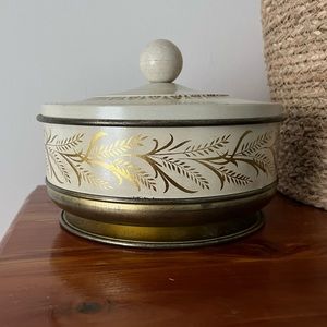 Guildcraft Metal Gold and Ivory Tin (1950s)